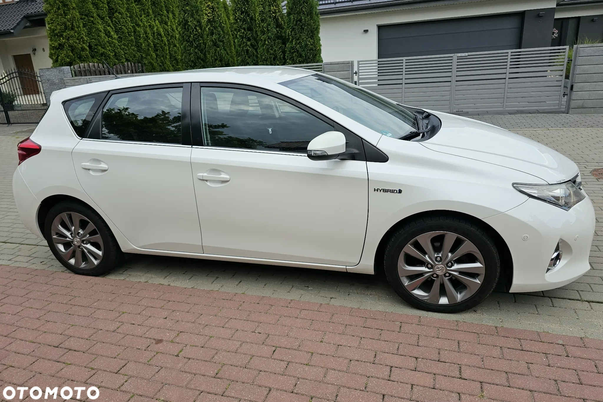Toyota Auris 1.8 HSD Prestige NAVI - 4