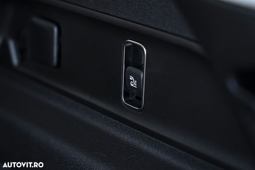 Mercedes-Benz GLE - 31