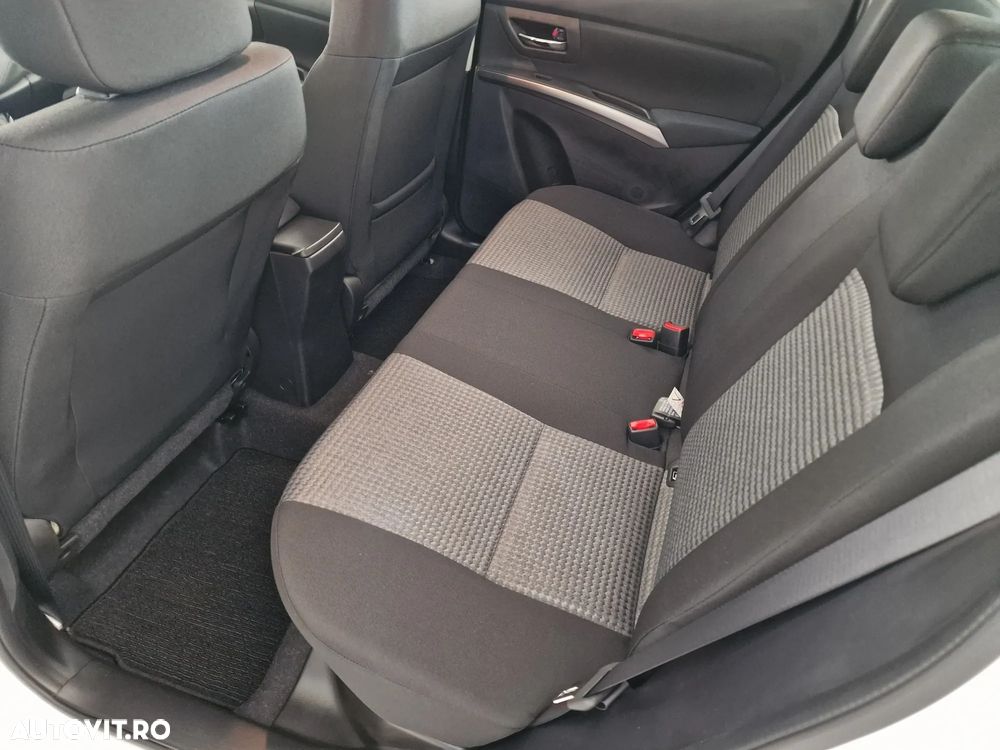 Suzuki S-Cross 1.4 Boosterjet MHEV Cool - 12