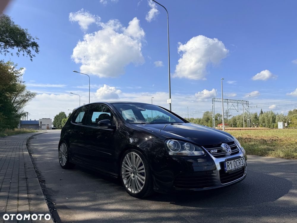 Volkswagen Golf R32 - 3