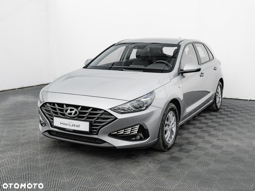 Hyundai i30 1.5 DPI Classic + - 3