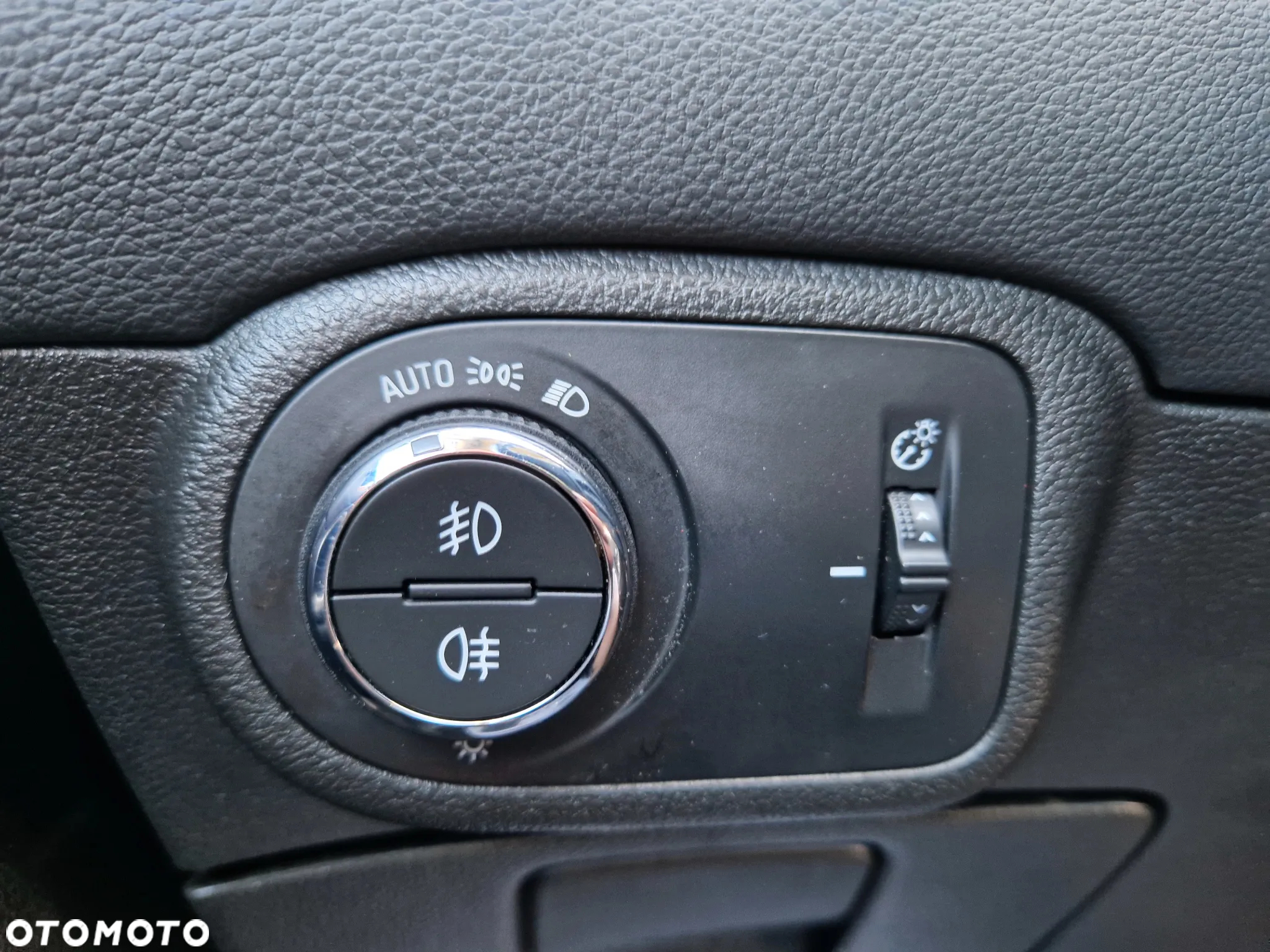 Opel Zafira Tourer 2.0 CDTI Automatik Edition - 30