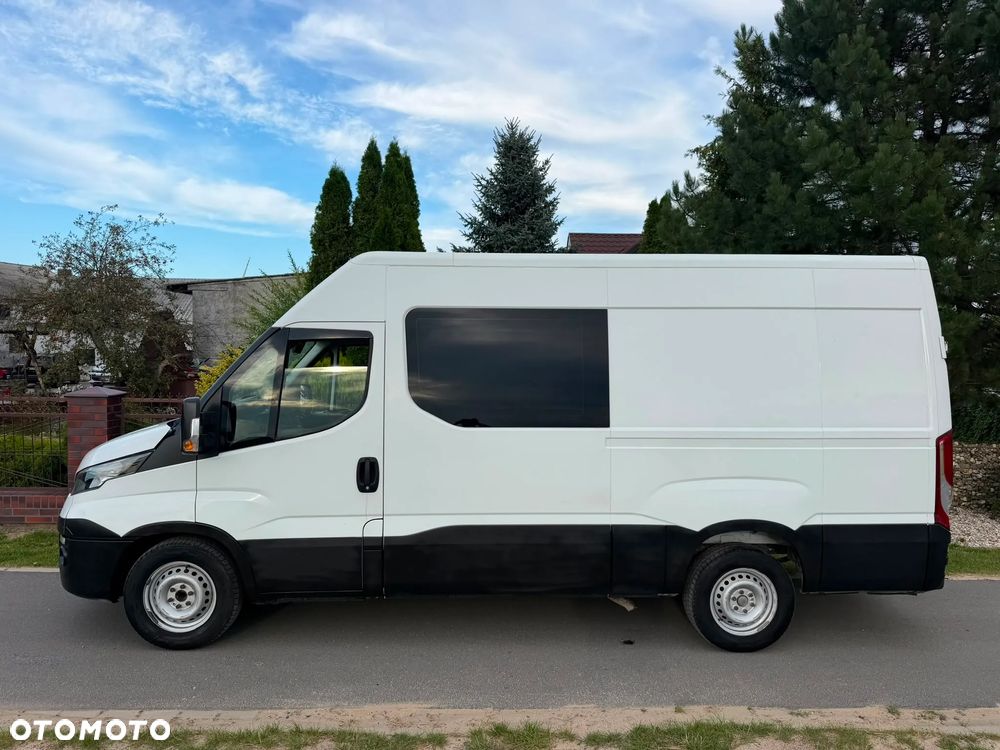 Iveco DAILY _ Tylko 116.000km ! _ 2018 Rok _ L3H2 _ 7 Osobowy - 27