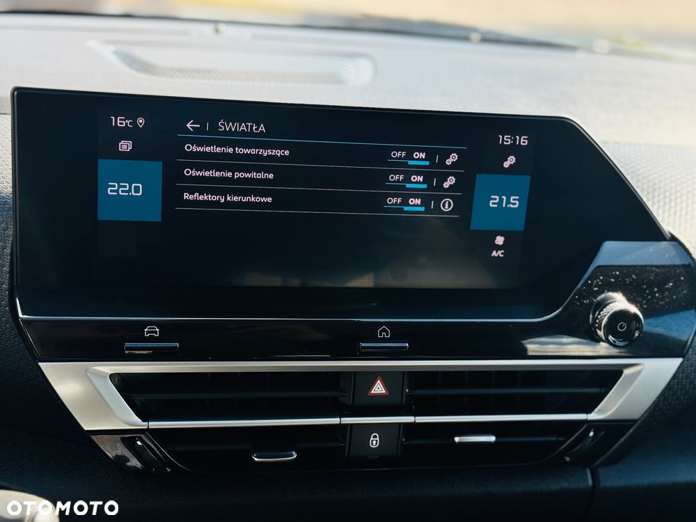 Citroën C4 BlueHDi 130 Stop&Start EAT8 SHINE - 17