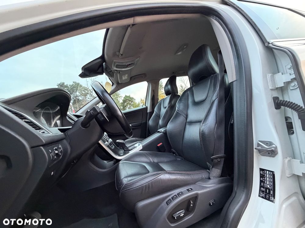 Volvo XC 60 - 21