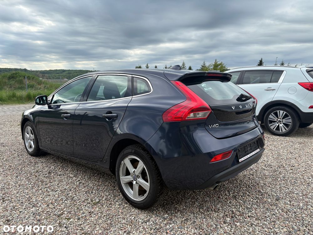 Volvo V40 D3 Geartronic Momentum - 3