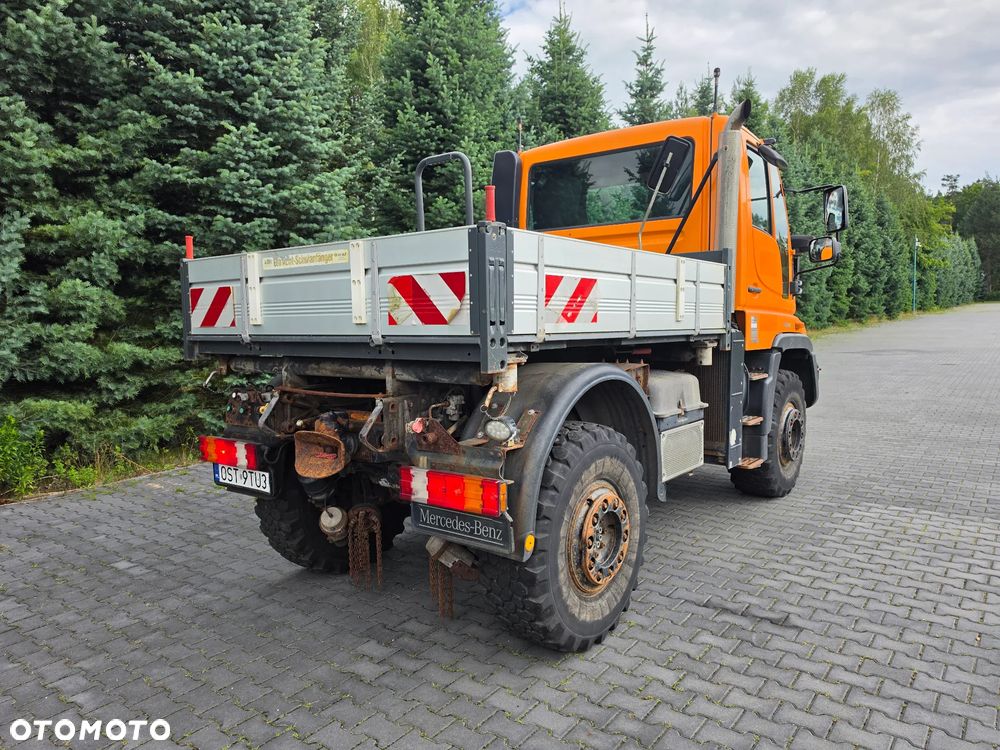 Unimog U400 - 9