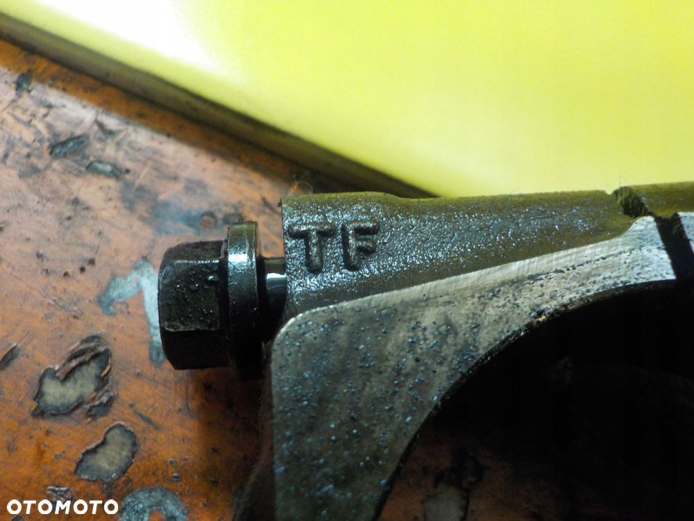 JAGUAR XE XF 2.0 D 16r 180KM 204DTD korbowod - 2