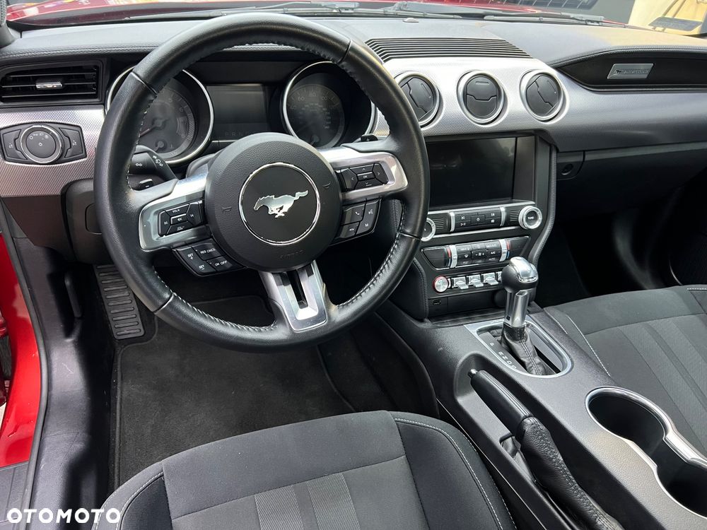 Ford Mustang - 20