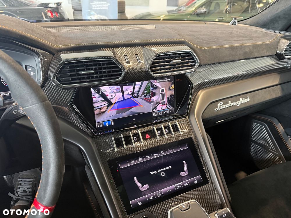 Lamborghini Urus - 18