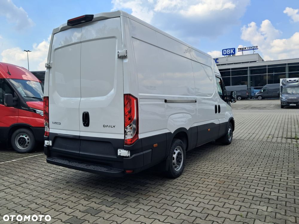 Iveco Daily 35S16BA8 V 12m3 dostępny od ręki - 4