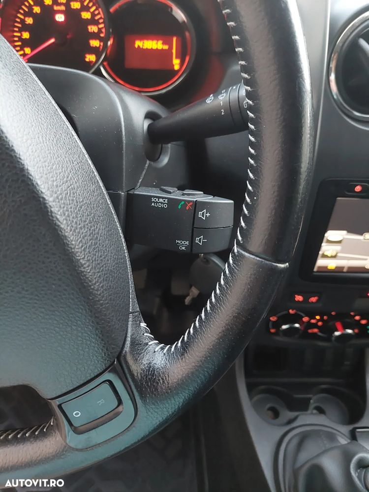 Dacia Duster TCe 125 4x2 Laureate - 19