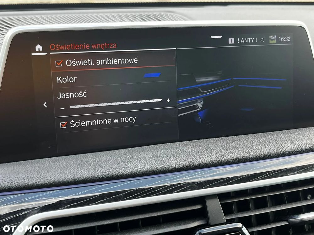 BMW Seria 7 730d xDrive - 23