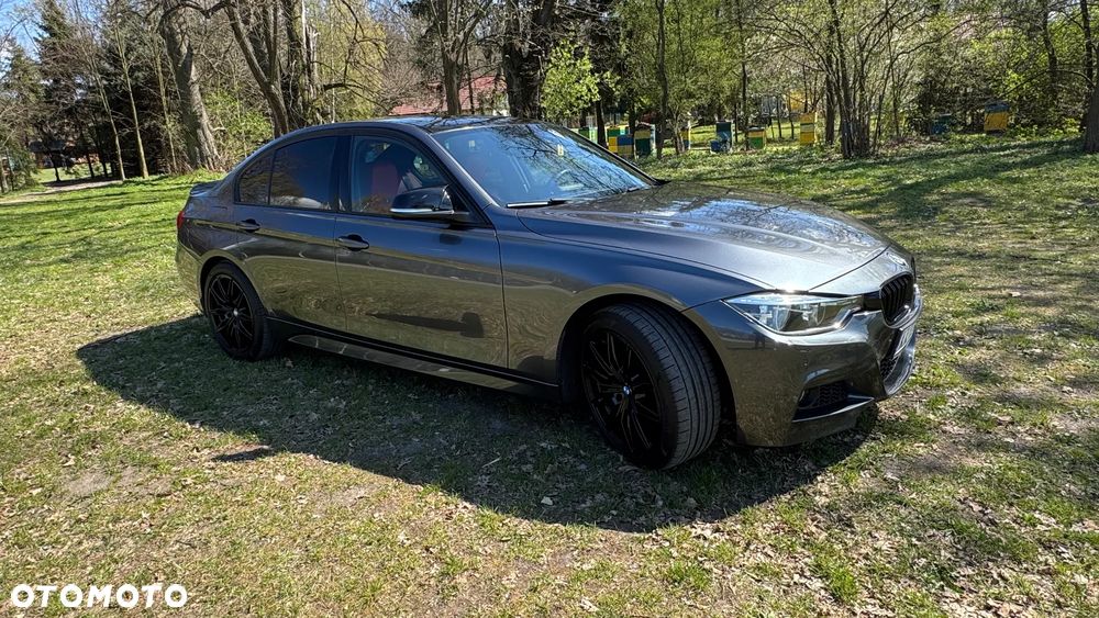 BMW Seria 3 328i xDrive Sport Line - 2