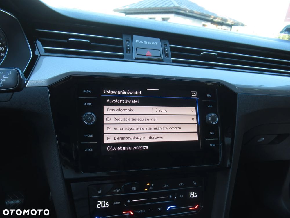 Volkswagen Passat 1.5 TSI EVO Business - 24