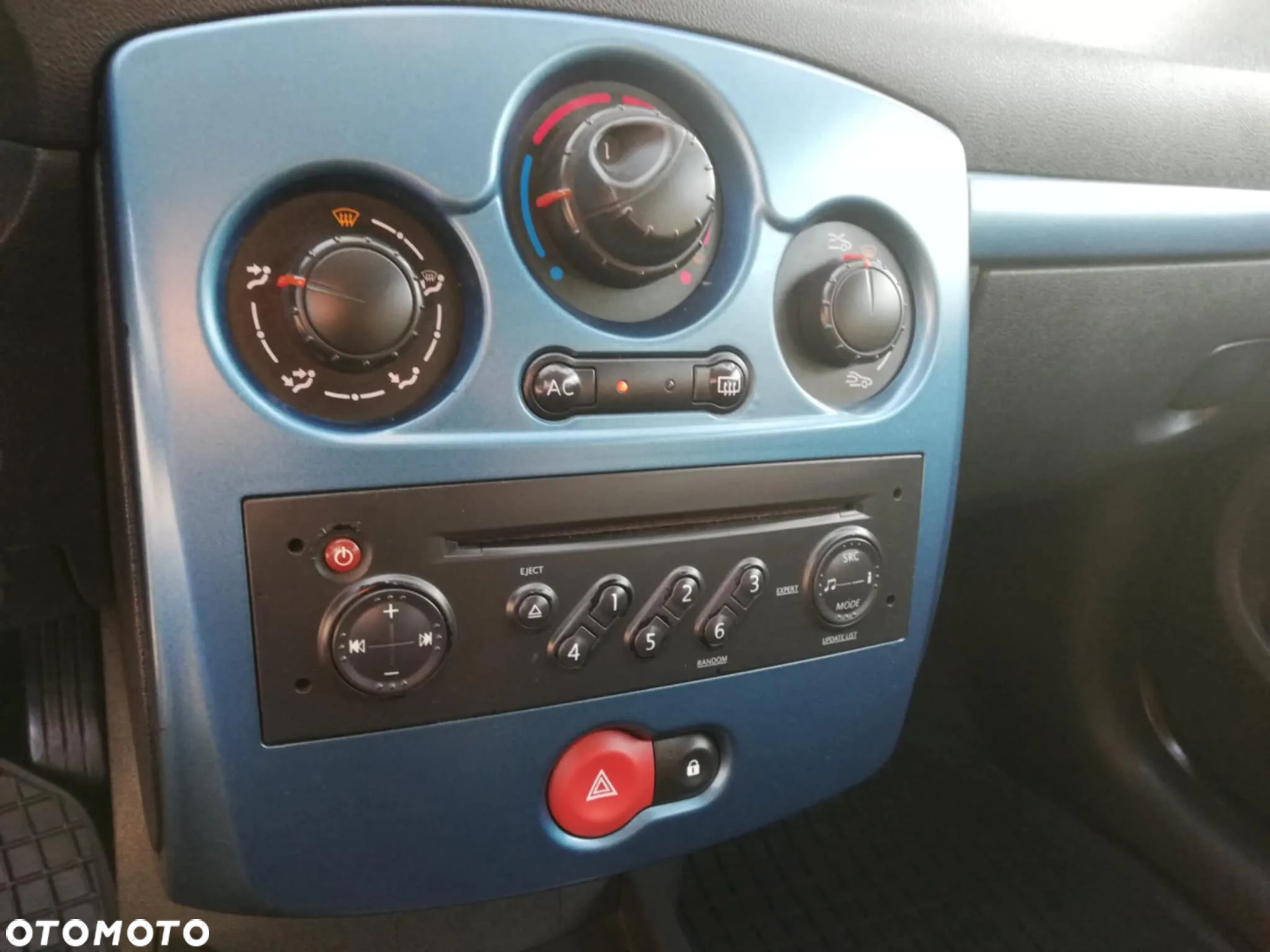 Renault Clio 1.2 16V Alize - 11