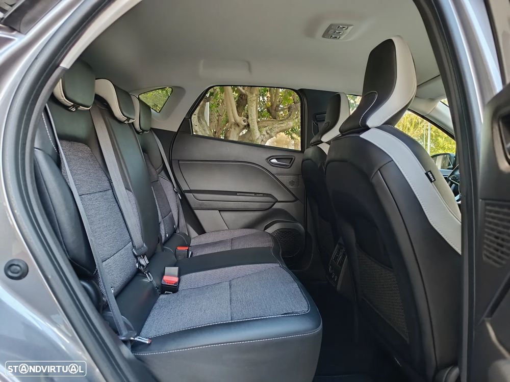 Renault Captur 1.6 E-Tech Plug-In Intens - 28