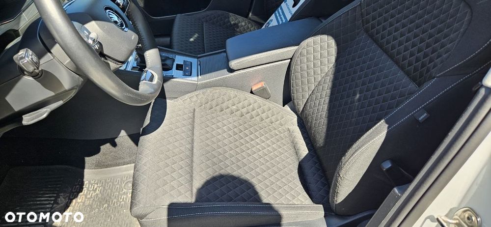 Skoda Superb 2.0 TDI SCR Ambition DSG - 28