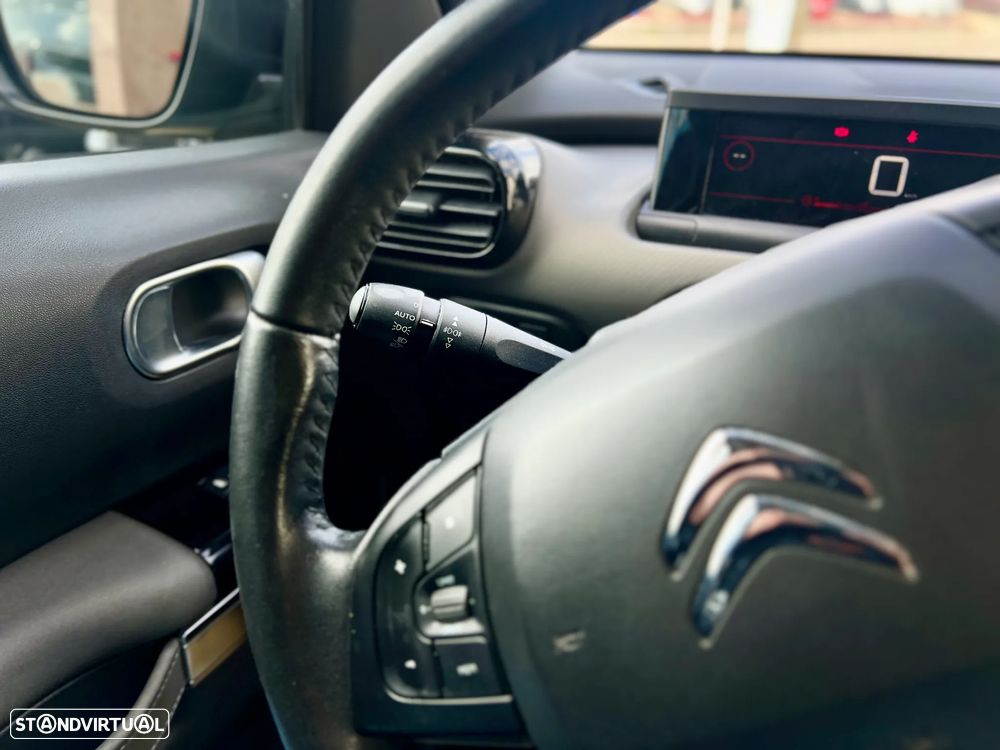 Citroën C4 Cactus 1.2 PureTech Shine EAT6 - 20