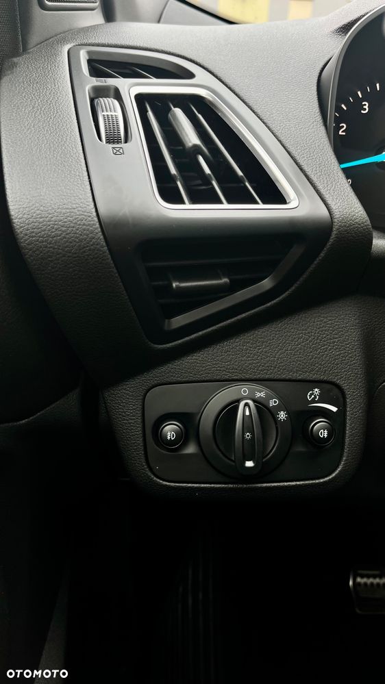 Ford Kuga 1.5 EcoBoost 4x4 ST-Line - 30