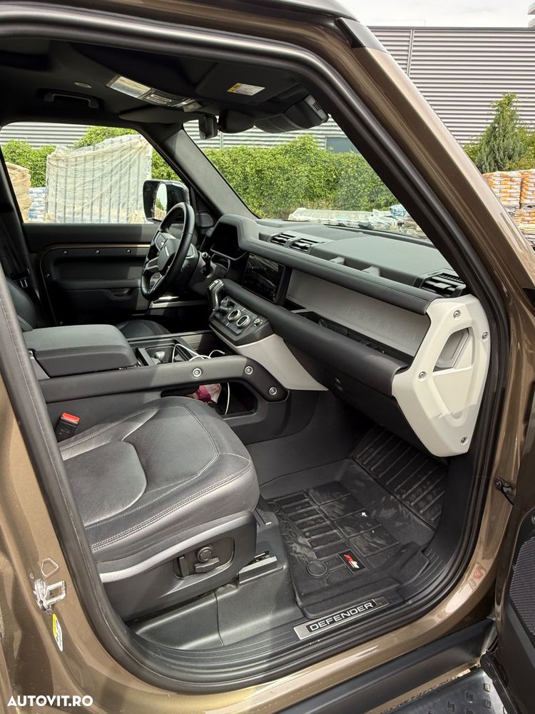 Land Rover Defender 130 3.0 D300 MHEV X - 12