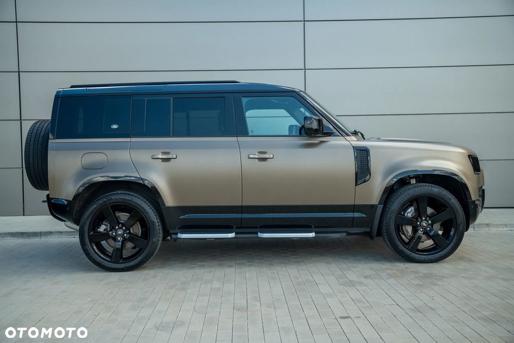 Land Rover Defender 3.0 D300 mHEV X-Dynamic HSE - 7