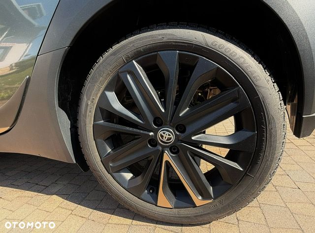 Toyota Aygo x.shift x-play connect - 9