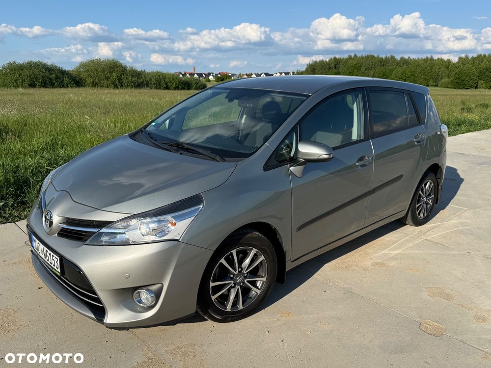 Toyota Verso 2.0 D-4D 5-Sitzer Executive - 17