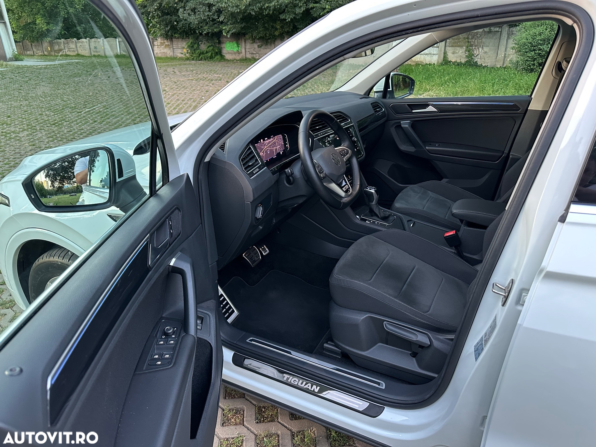 Volkswagen Tiguan 2.0 TDI SCR DSG IQ.DRIVE - 9