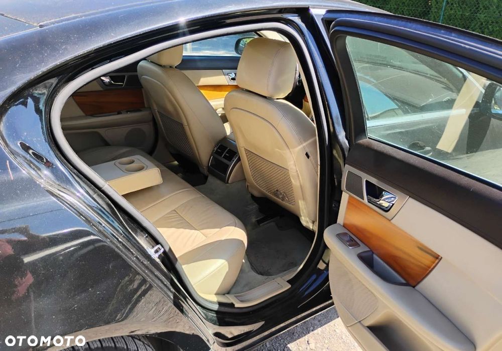 Jaguar XF - 29