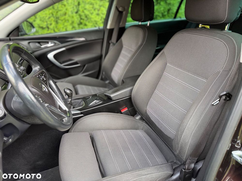 Opel Insignia - 22