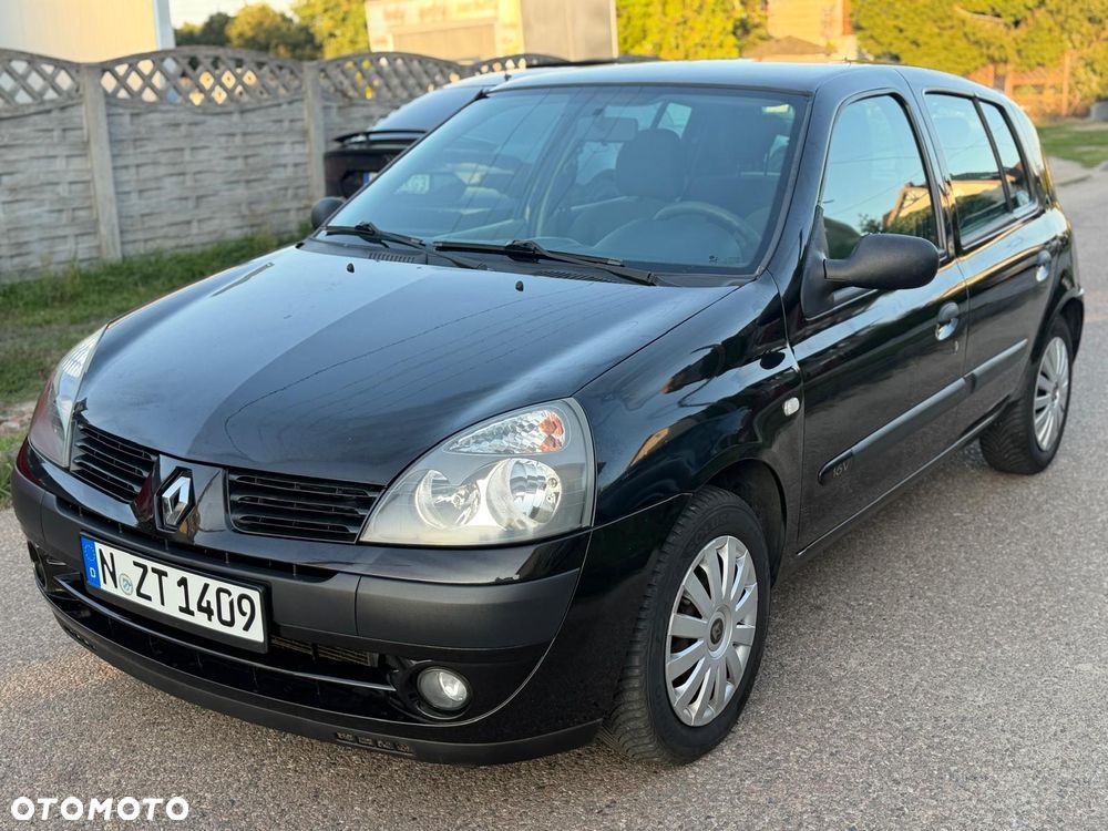 Renault Clio 1.2 16V Emotion - 19