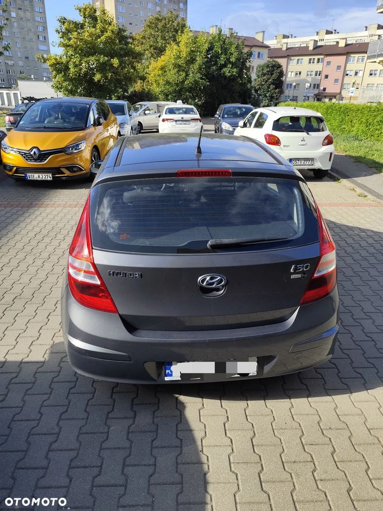 Hyundai i30 1.4 Classic + - 3