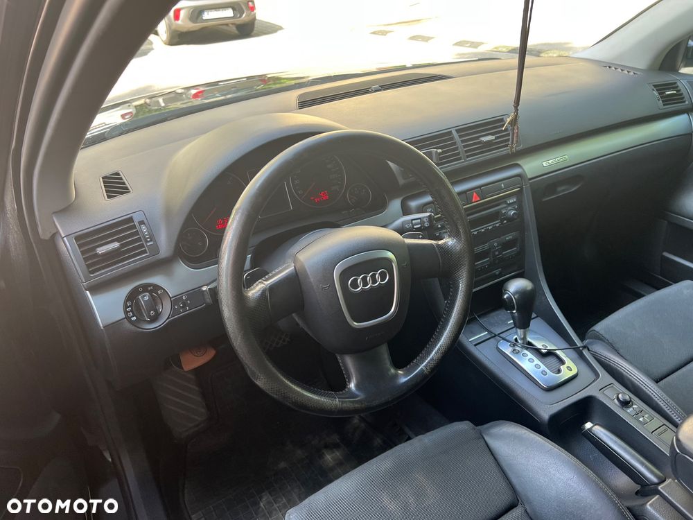 Audi A4 Avant - 10