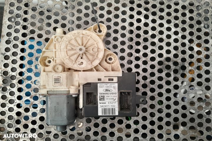 Motoras macara geam fata stanga 0130822215 Ford Focus 2 [2004 - 2008] - 2