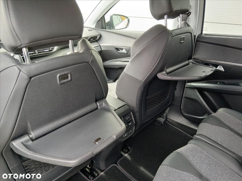 Peugeot 5008 1.6 PureTech GT S&S EAT8 - 26