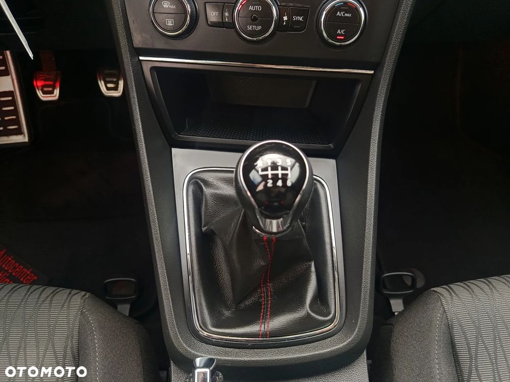 Seat Leon 2.0 TDI DPF Style - 30