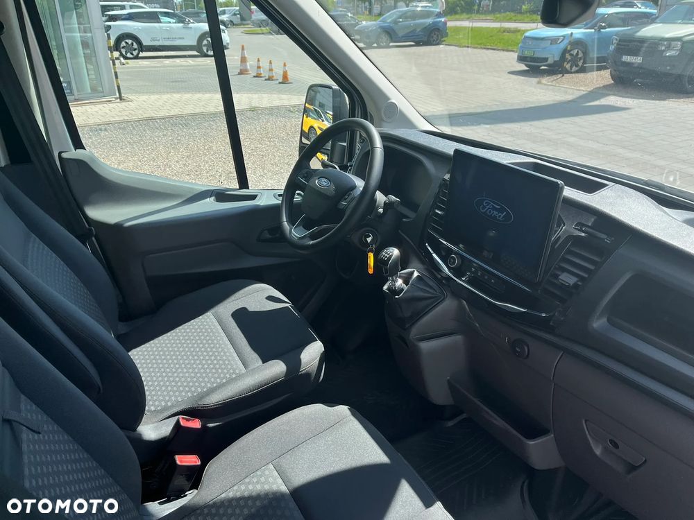 Ford Transit - 10