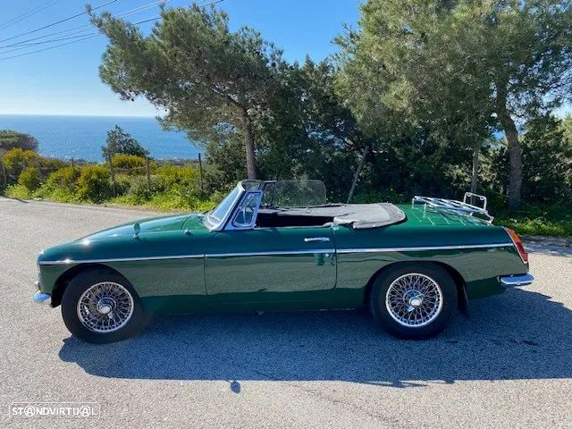 MG MGB - 1