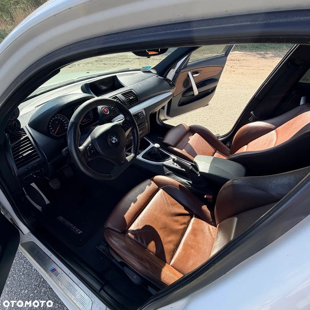 BMW Seria 1 123d - 6
