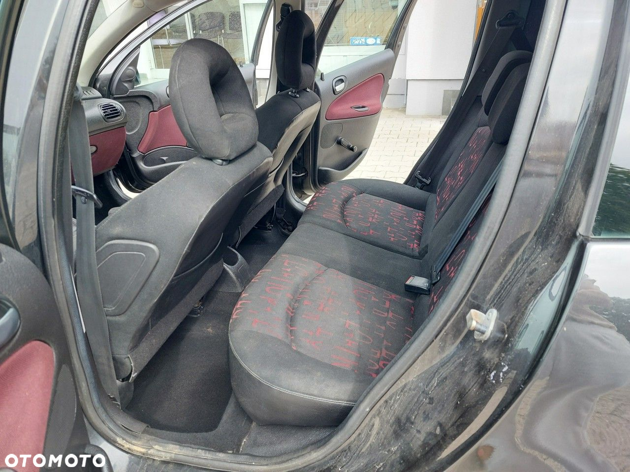 Peugeot 206 - 12