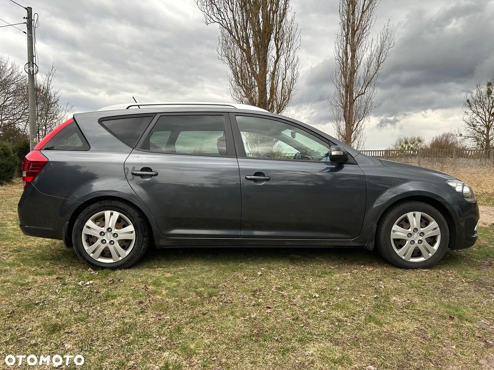 Kia Ceed 1.6 Crdi Comfort - 3