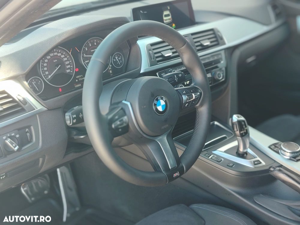 BMW Seria 3 330e iPerformance M Sport - 16