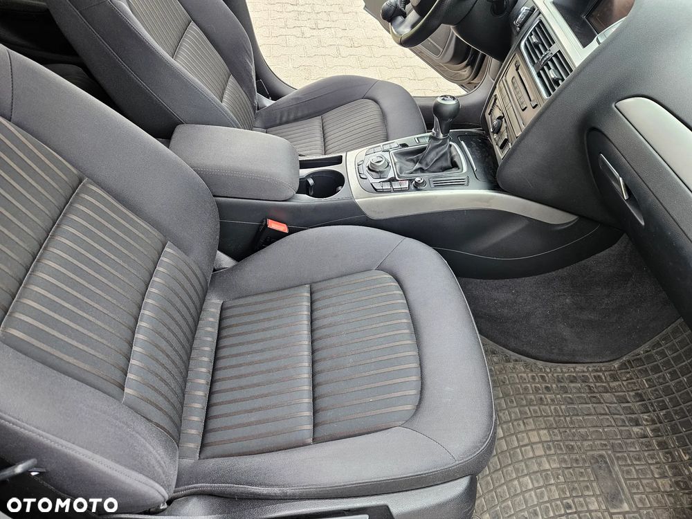 Audi A4 Avant - 13