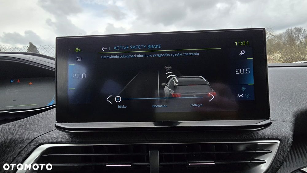 Peugeot 3008 225 e-EAT8 Allure - 19