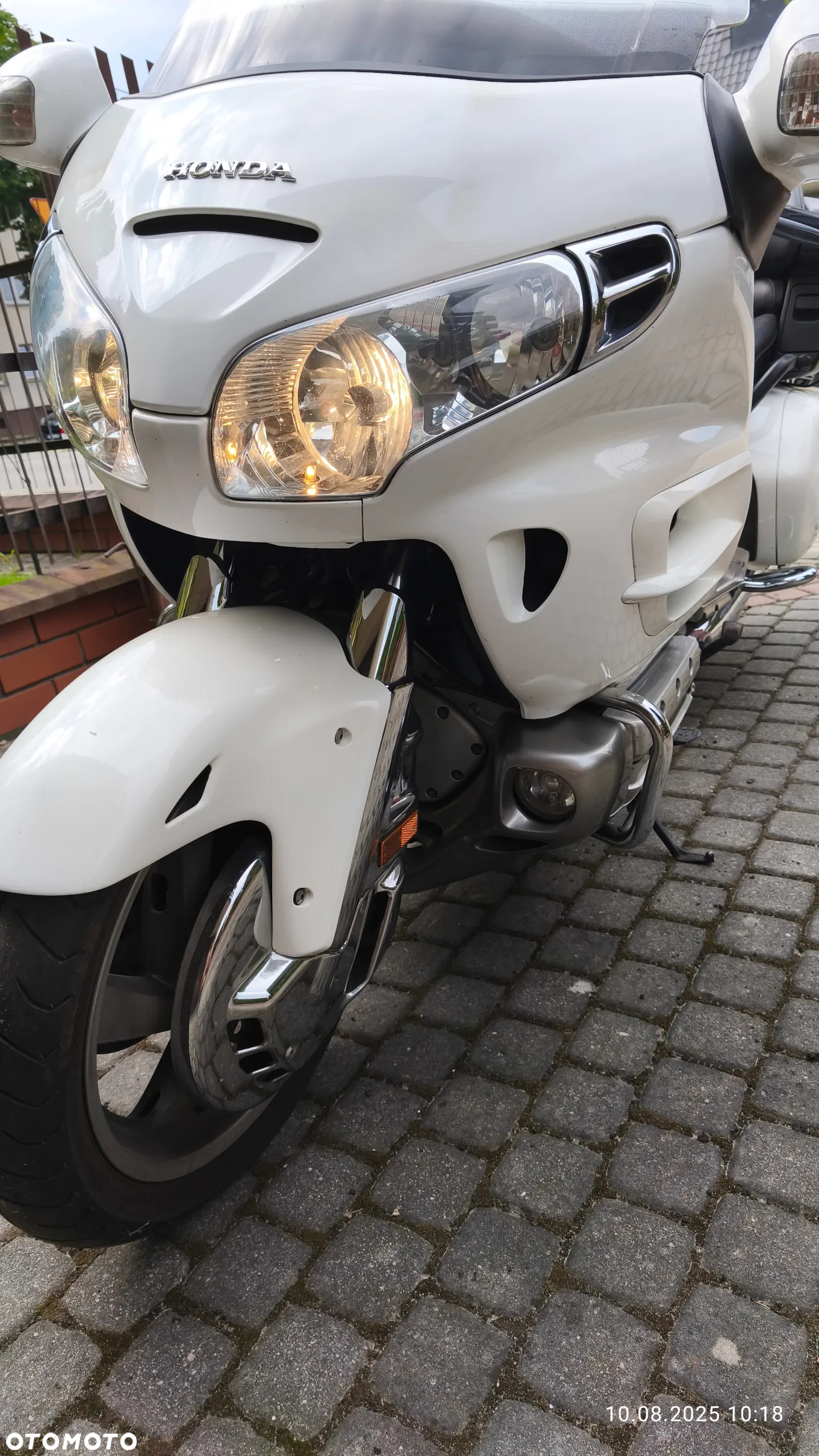 Honda GL - 9