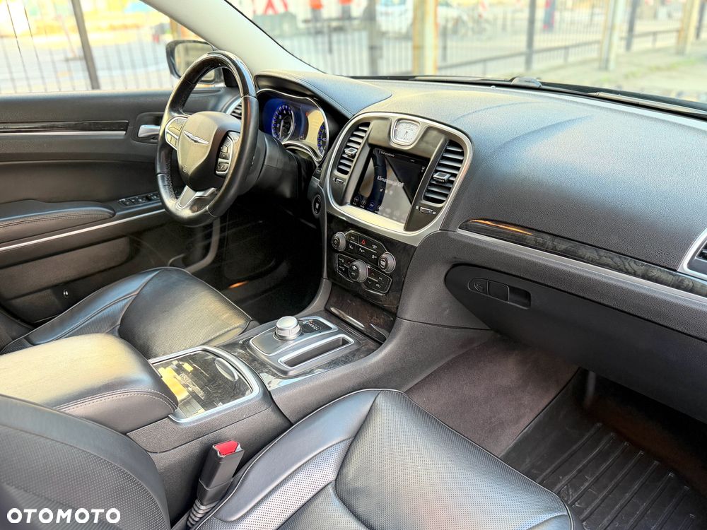 Chrysler 300 - 23