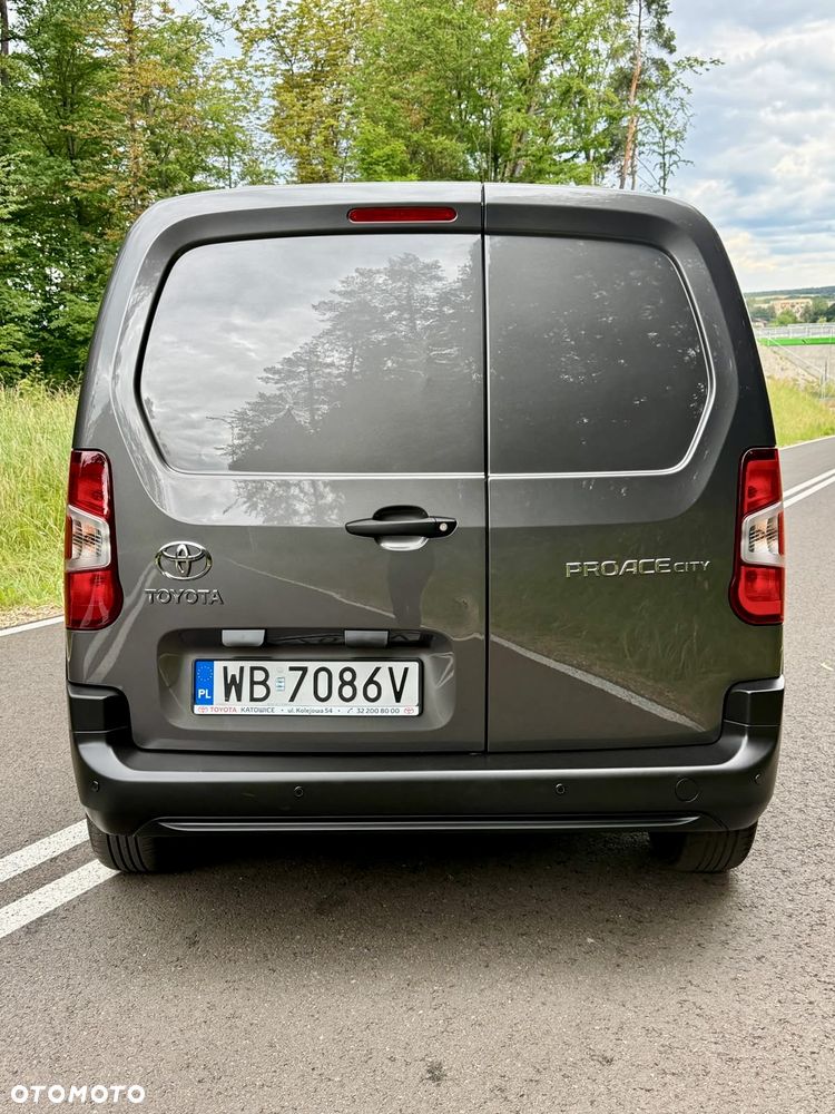 Toyota Proace City - 19
