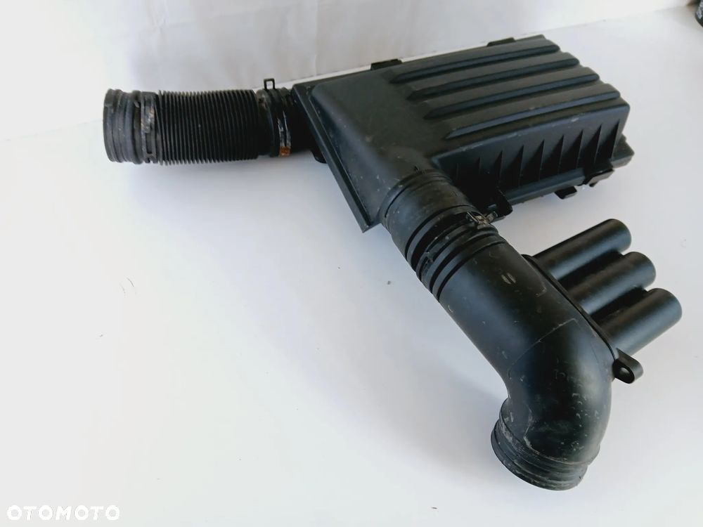 Obudowa Filtra Powietrza 1.2 1.4tfsi tsi 04E129611G Audi VW Seat Skoda - 3