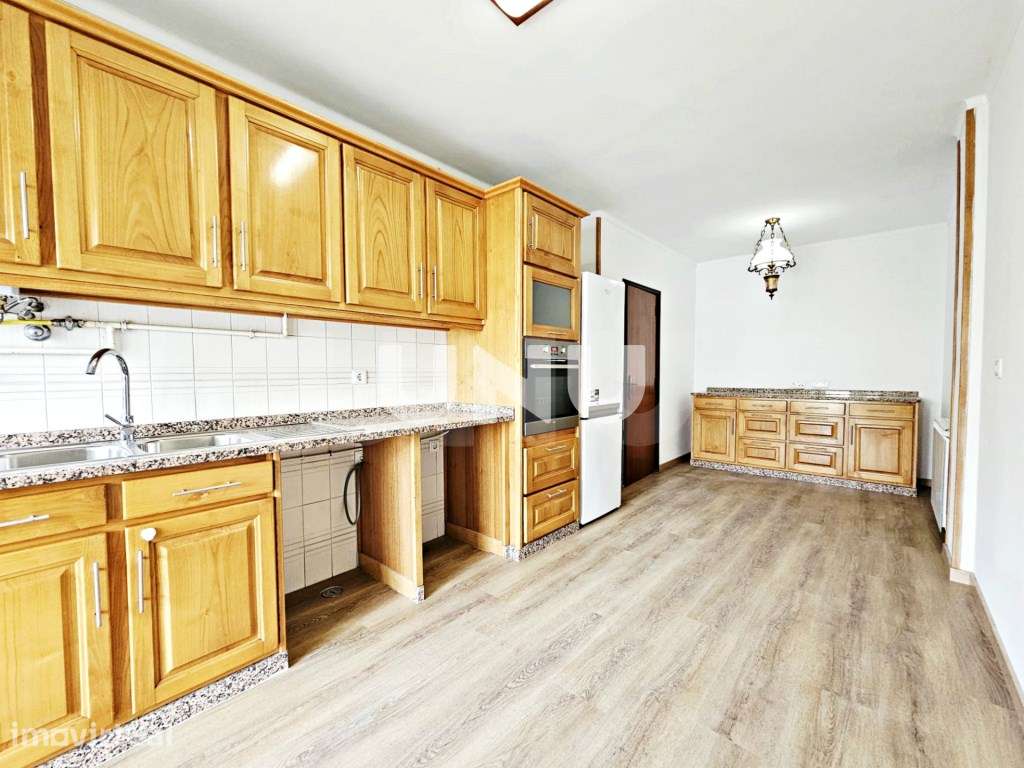Apartamento T2 - A 2 minutos do centro da cidade de Viseu - Grande imagem: 3/17
